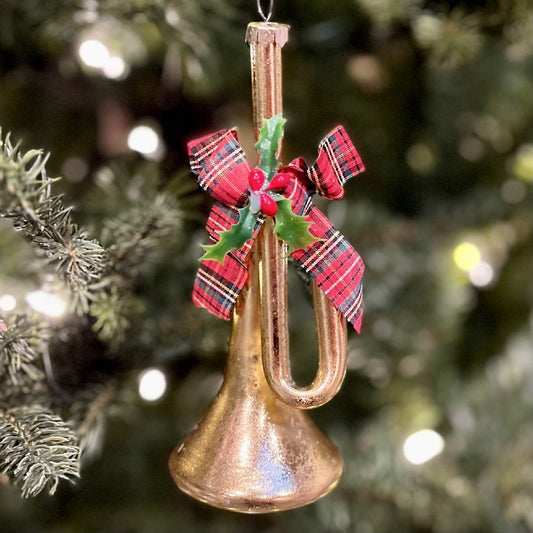 GLASS TRUMPET GOLD ORNAMENT X2839