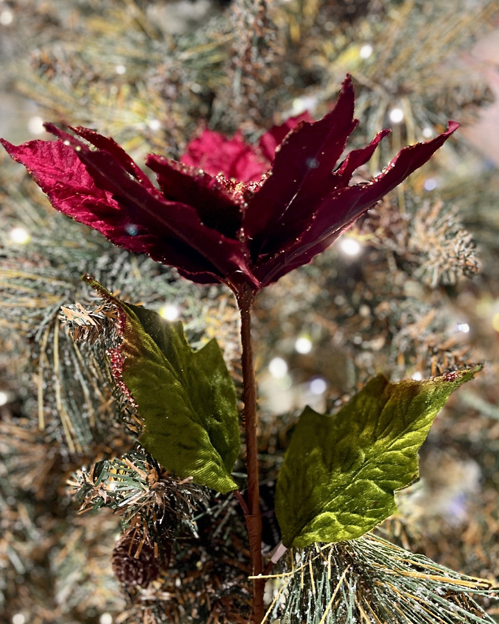 BURGUNDY POINSETTIA WITH LEAVES X3294BU