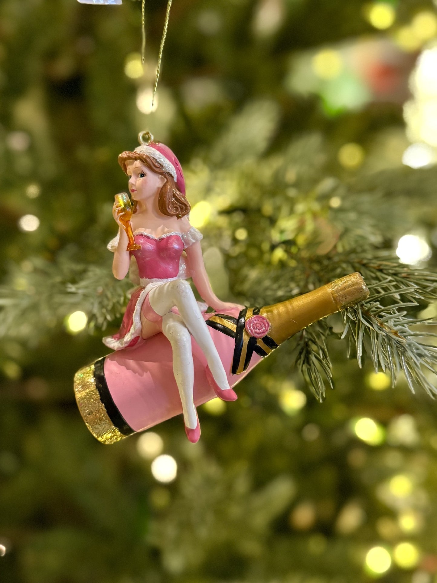 XMAS GIRL ON CHAMPAGNE ORN 9CM X3633