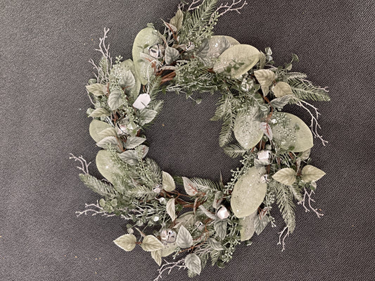 MIXED PINE WITH SILVER BELLS WREATH XDDSBEW