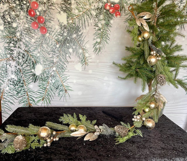SPRUCE WITH CHAMPAGNE & COPPER PINECONE GARLAND XDWBZGA