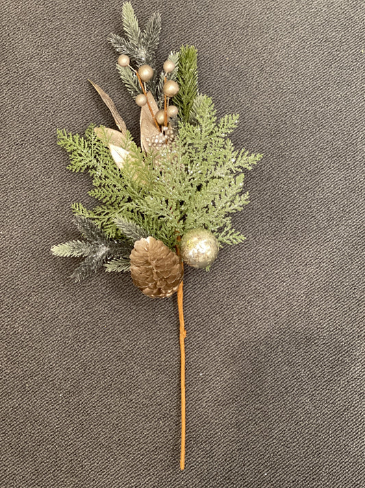 SPRUCE WITH CHAMPAGNE COPPER PINECONE SPRAY XDWBZSY