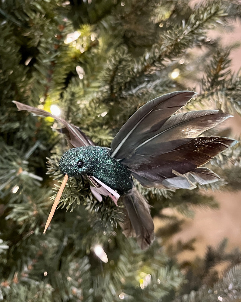 FEATHER HUMMINGBIRD SAGE GREEN GLITTER CLIP ON XFZKWGA