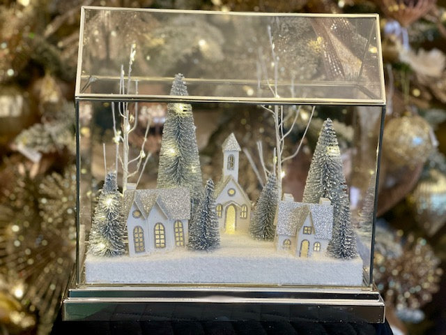 ACRYLIC HOUSE SCENE WITH LED LIGHTS SILVER XNLZASI