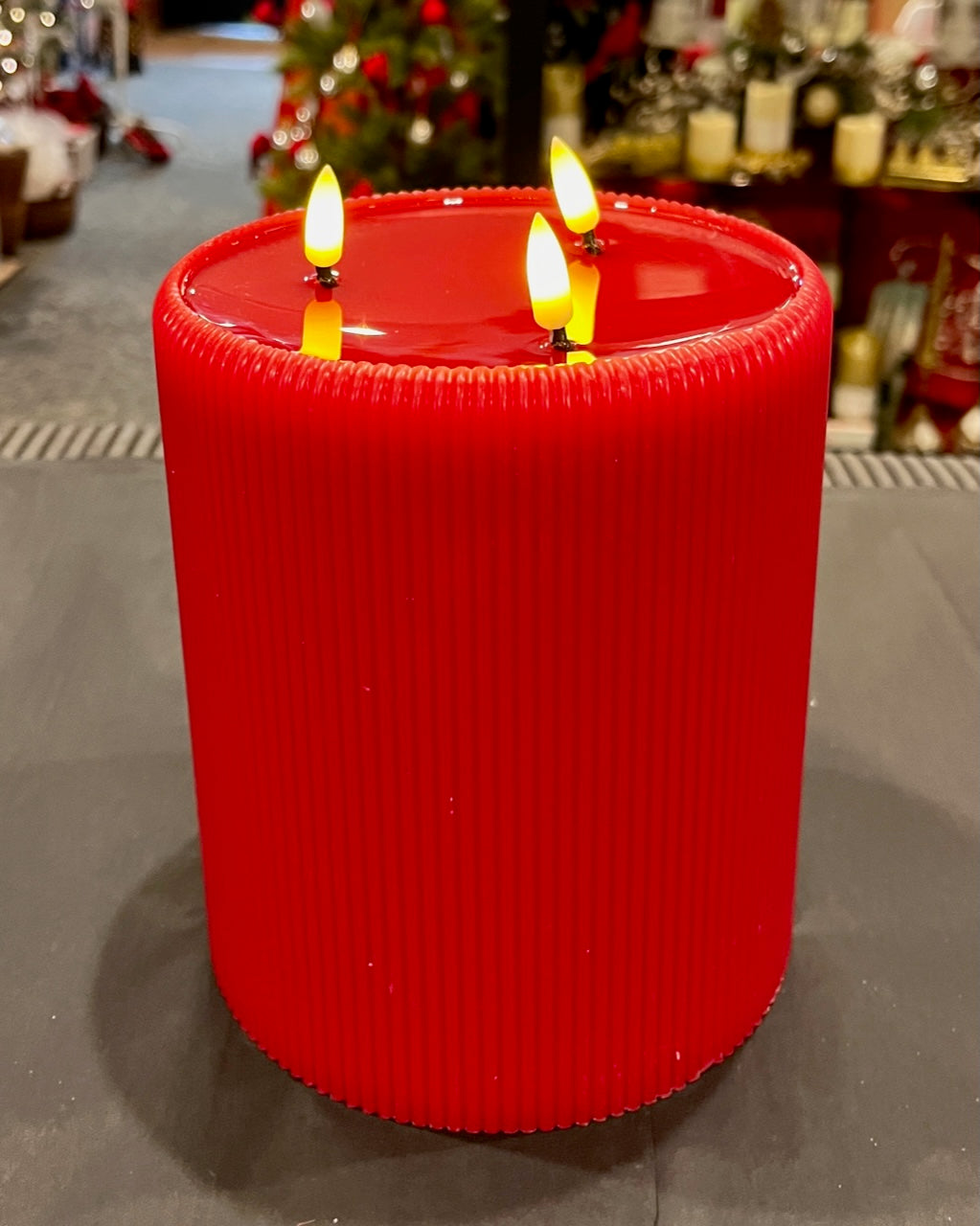 AURA LED RIBBED CANDLE RED 3 WICK SYARX3