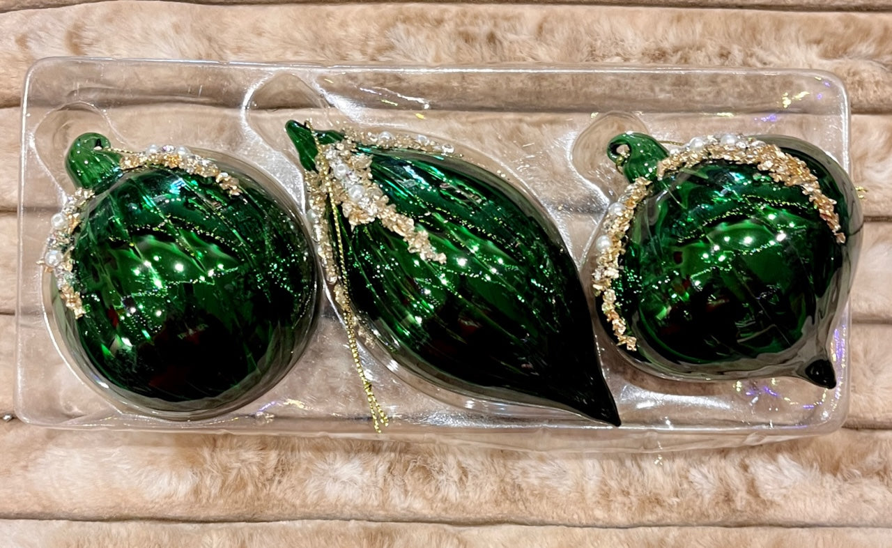 GLASS BAUBLE EMERALD & BEAD SET OF 3 XGFNEB3
