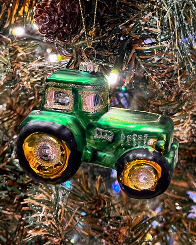 GREEN TRACTOR GLASS HANGING ORNAMENT XX10932