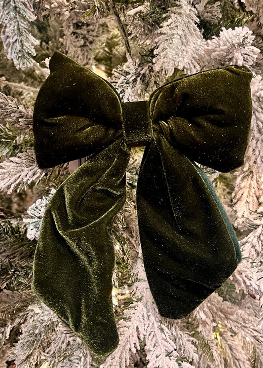 GREEN VELVET CLIP ON BOW XX12543