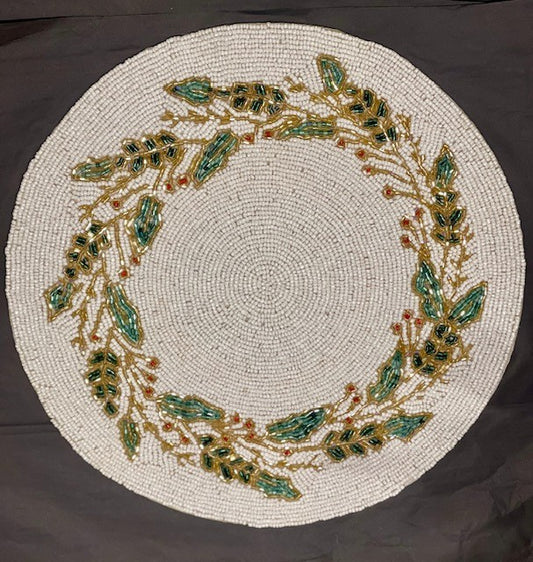 White with Wreath Beaded Placemat 36cm XM0029