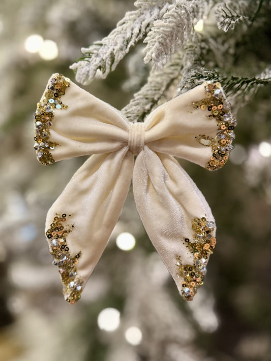 Embelished Bow w/Clip 15x15cm Gld/Wht XM0672