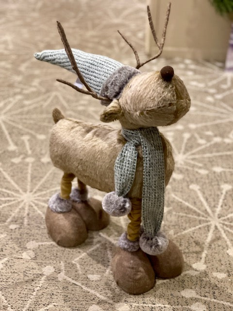 MELVIN THE TELESCOPIC LEG STANDING MOOSE XM796D