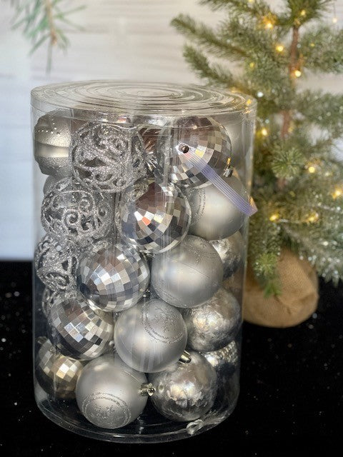 SHATTERPROOF 34 PACK SILVER ASSORTED HANGING ORNAMENTS 33009684SI