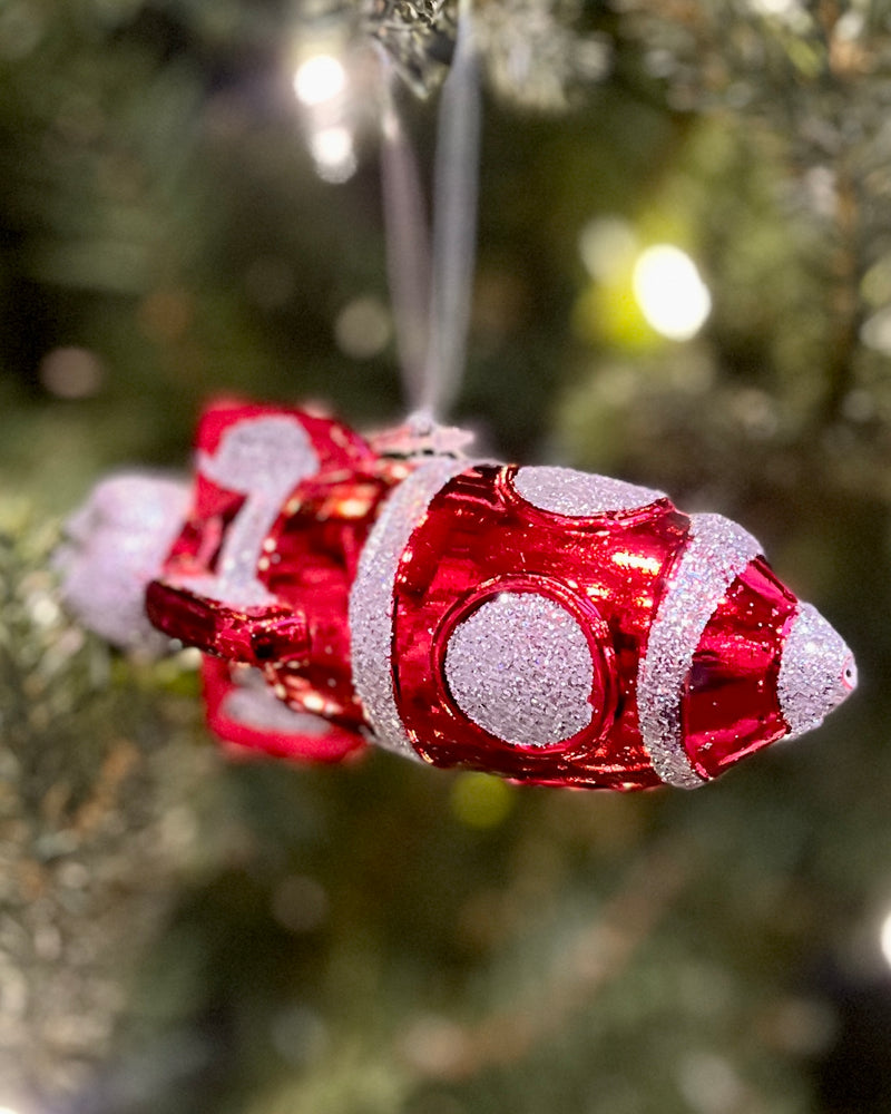 RED ROCKET HANGING ORNAMENT SHD9046