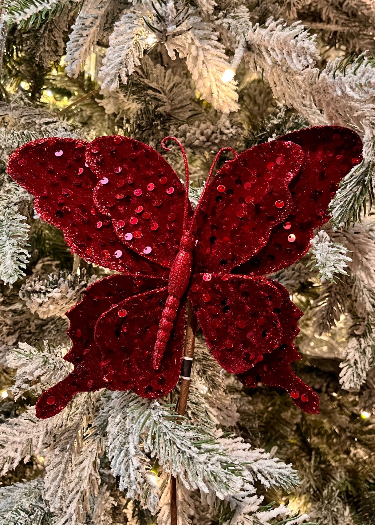 BURGUNDY SEQUIN BUTTERFLY X420638