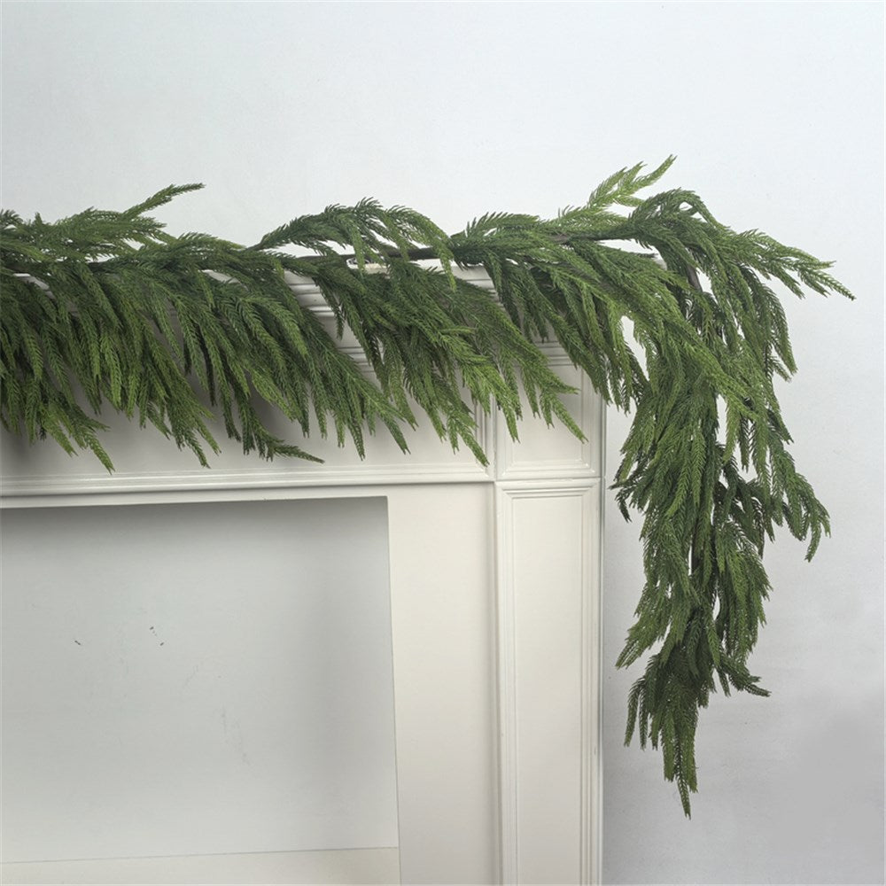 SOFT TOUCH GREEN BALSAM GARLAND X430477