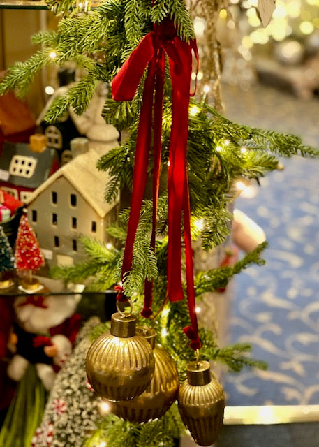  ANTIQUE GOLD METAL BELLS SET OF 3 HANGING X440872