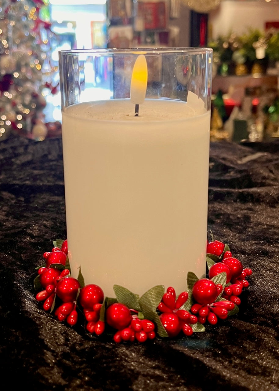RED BERRY CANDLE WREATH X443293