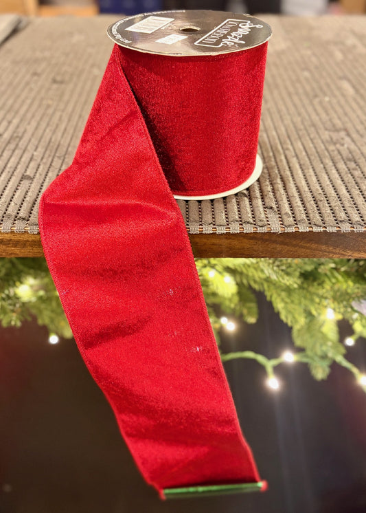 RED VELVET WITH GREEN UNDERLAY & WIRE EDGE X443545