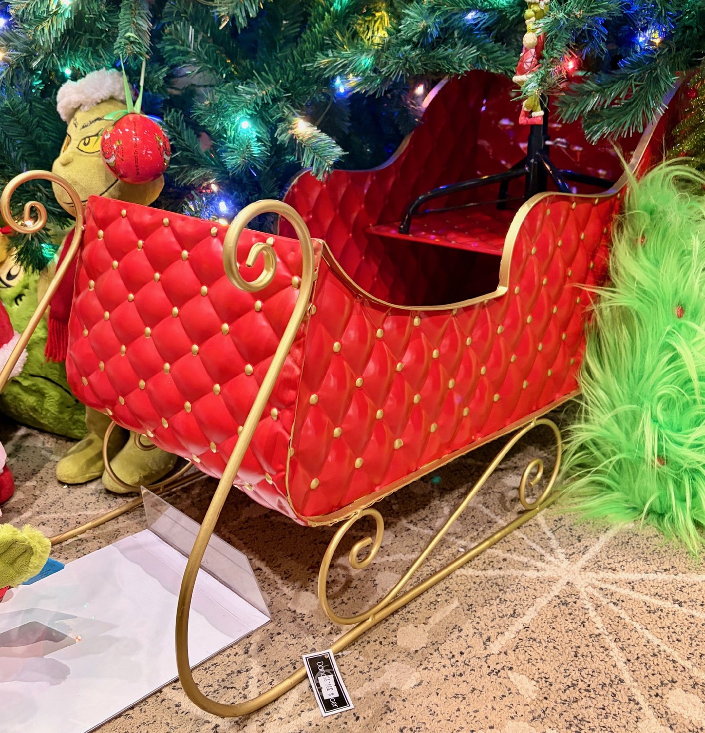 RED/GOLD METAL CHRISTMAS SLEIGH X444092 PICK UP IN STORE ONLY