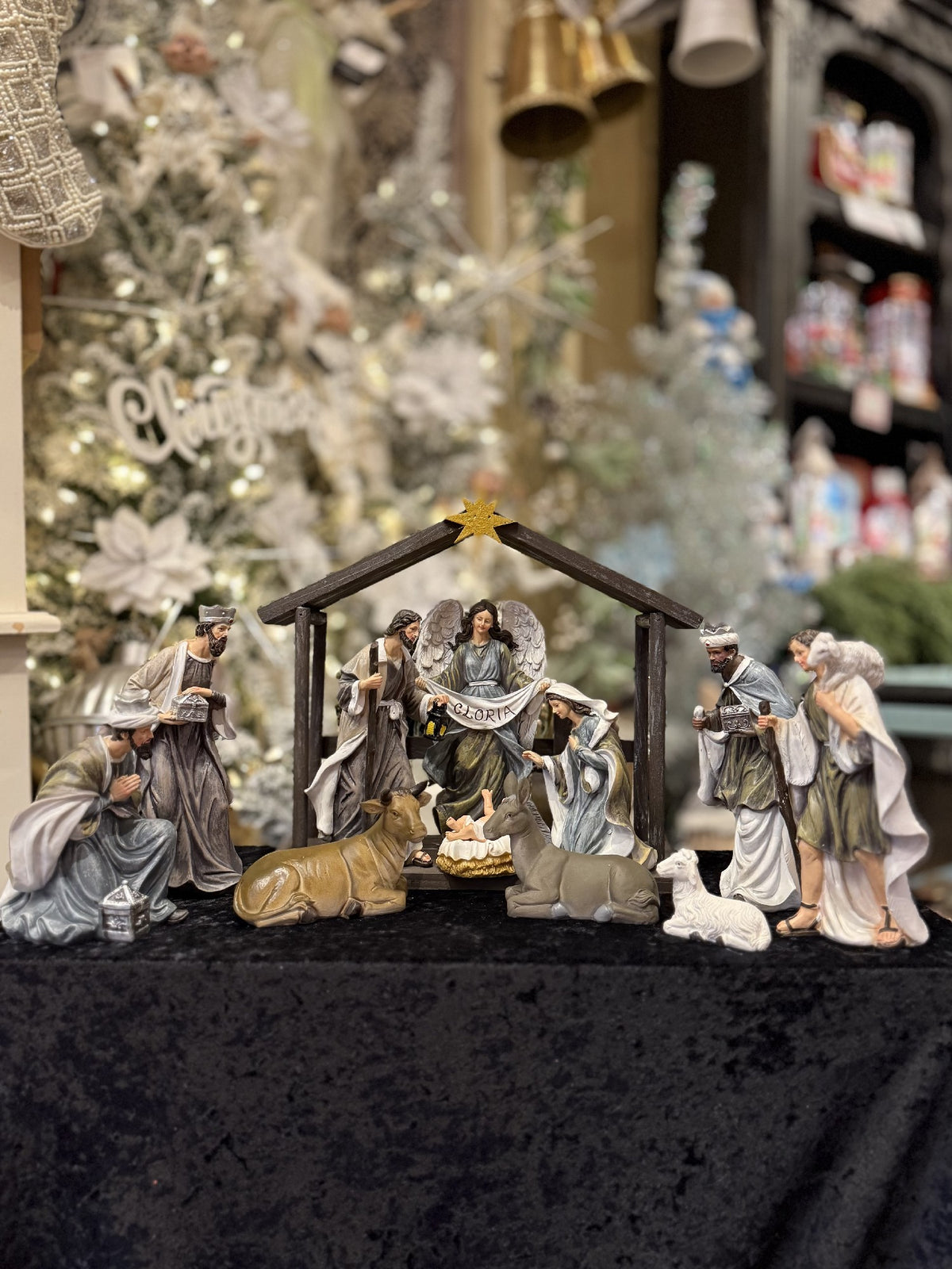 NATIVITY SET AND STABLE - 11PCS 20CM  NS90490