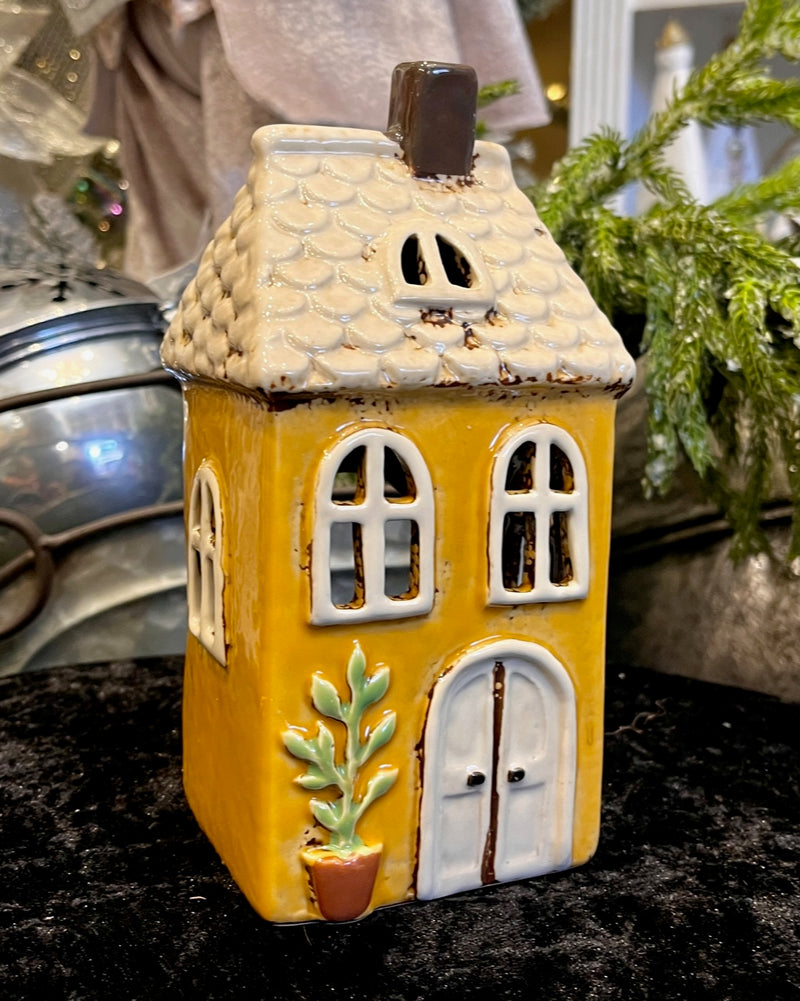 YELLOW & CREAM STONEWARE TEALIGHT HOUSE LH035