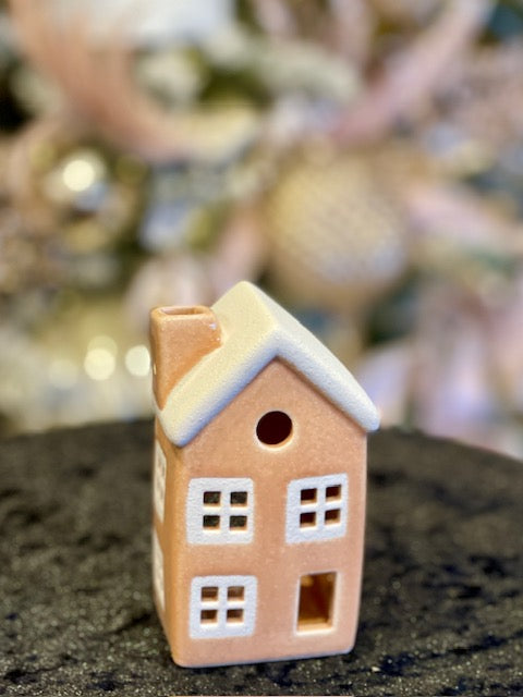 NEW HAMPSHIRE STONEWARE VILLAGE - CREAM SMALL SALTBOX LH039