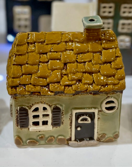 STONEWARE VILLAGE TEALIGHT HOUSE - COBBLESTONE HOUSE LH059