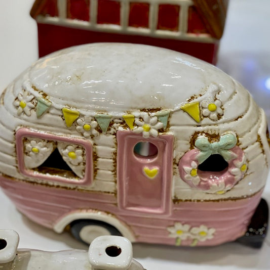 STONEWARE VILLAGE TEALIGHT HOUSE - PINK RETRO CARAVAN LH063