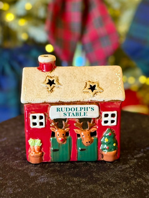 STONEWARE TEALIGHT HOUSE - RUDOLPH'S STABLE LH143