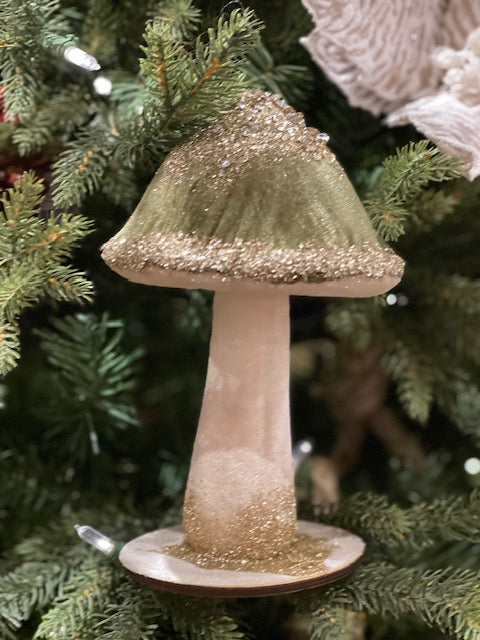 WOODLAND STANDING GREEN VELVET SMALL TOADSTOOL UC50508