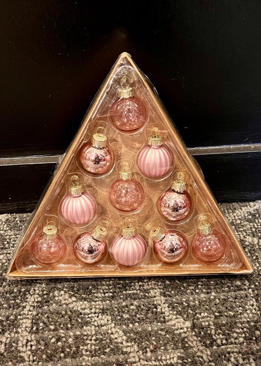 11 PIECE PINK GLASS BAUBLE SET UC574029