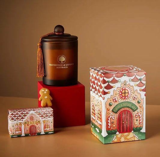 WAVERTREE & LONDON CHRISTMAS 14.5OZ CANDLE - GINGERBREAD