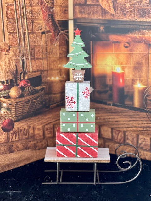 WOODEN SLEIGH WITH PRESENT