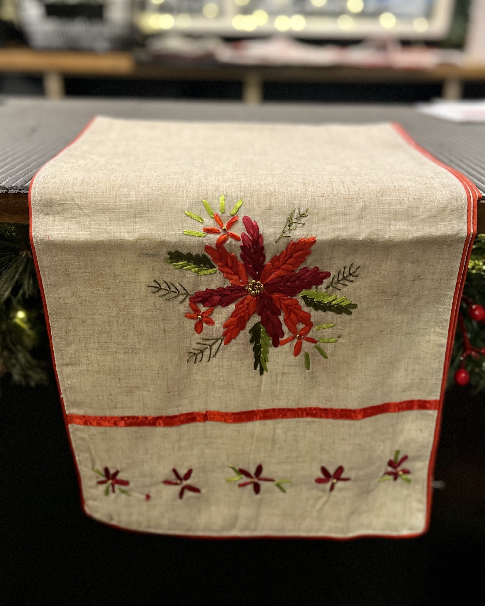 CREAM & RED POINSETTIA EMBROIDERED TABLE RUNNER LD83181 MAKING