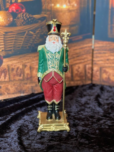 ROYAL SOLDIER HOLDING SCEPTRE ON GOLD BASE XSN23