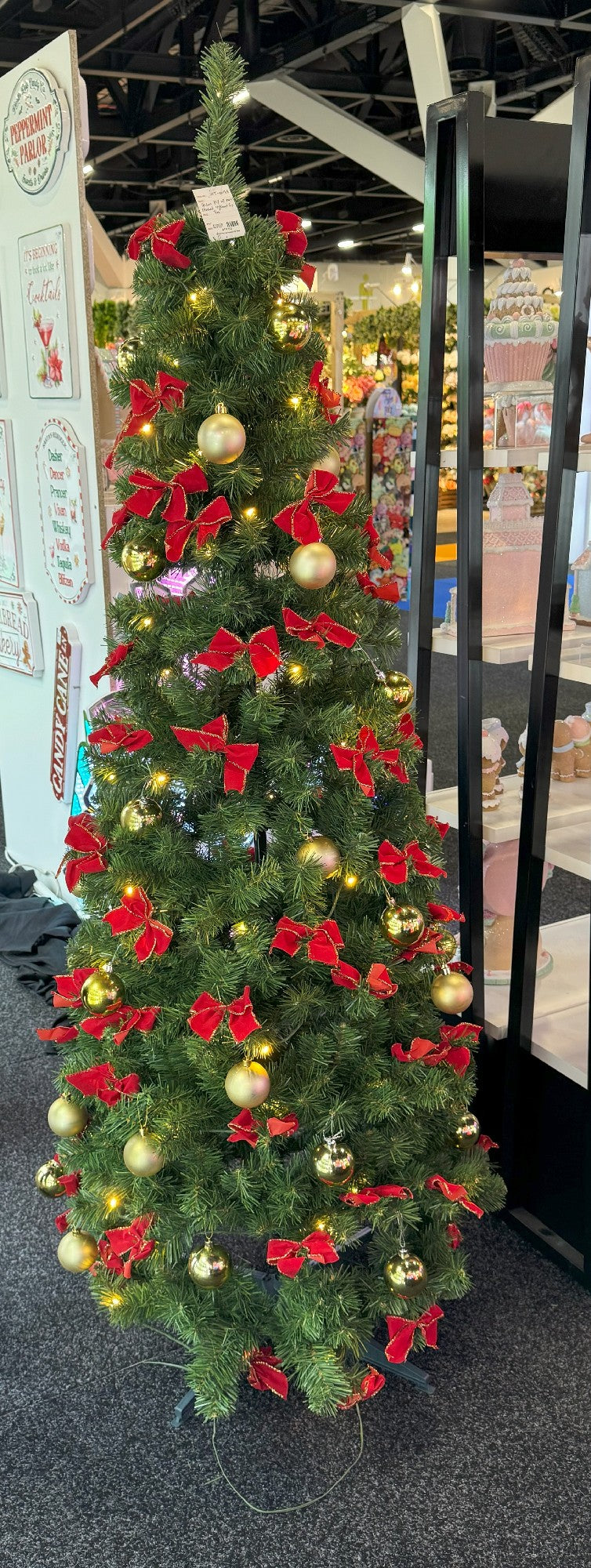 180CM POP UP LED HIGHLAND FIR TREE XTR102