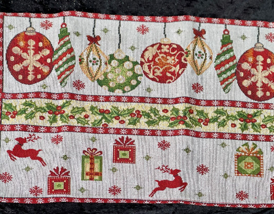 ORNAMENT GARLAND WITH DEER PLACEMAT 4278390