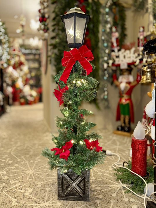 LED LAMP POST WITH PINE GARLAND & POINSETTIAS 4297949