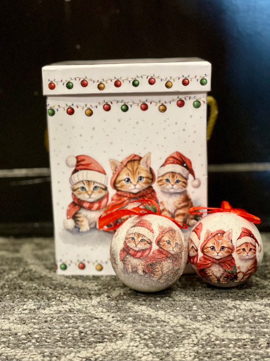 KITTENS MUSIC BOX WITH 8 BAUBLES 4296450