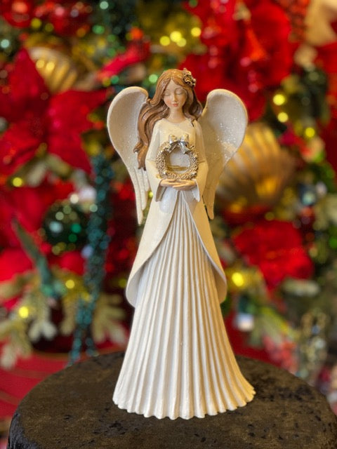 Cream Angel With Wreath SCY203