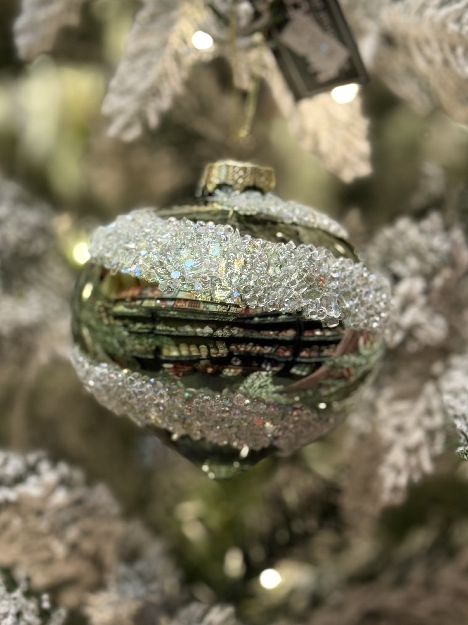 SAGE GREEN WITH CRYSTAL SWIRL ONION GLASS HANGING ORNAMENT SDX307