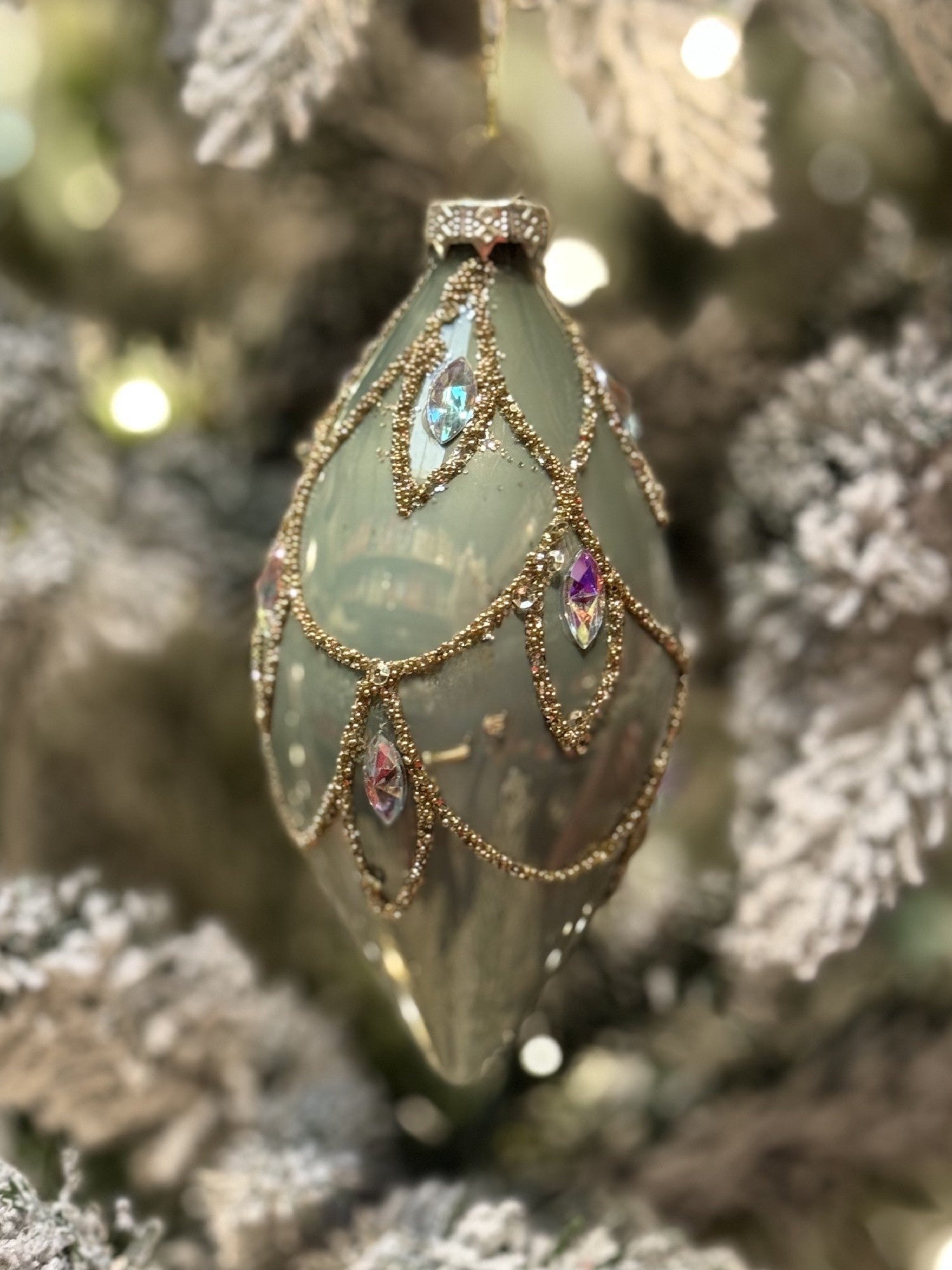 SAGE GREEN WITH GOLD SWAG TEARDROP GLASS HANGING ORNAMENT SDX320