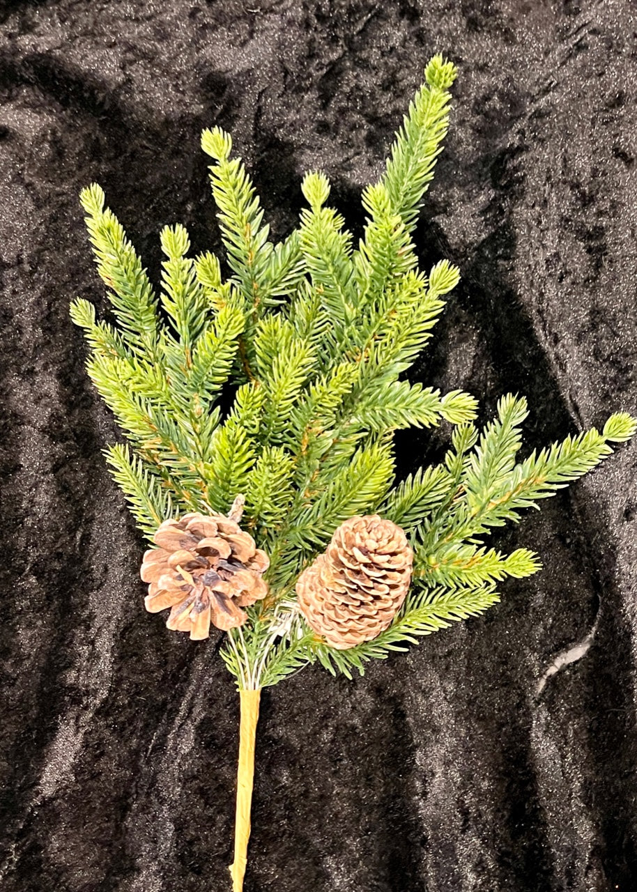 Green Natural Spray with pinecones SER695