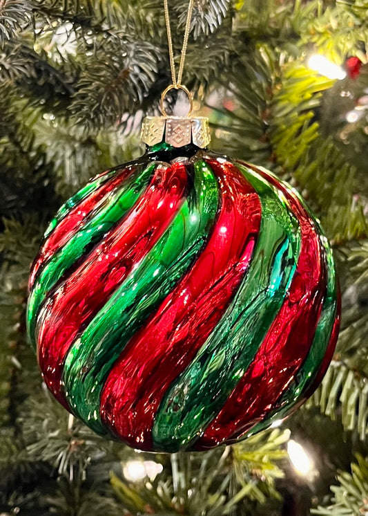 Green Red Swirl Ball SPQ079