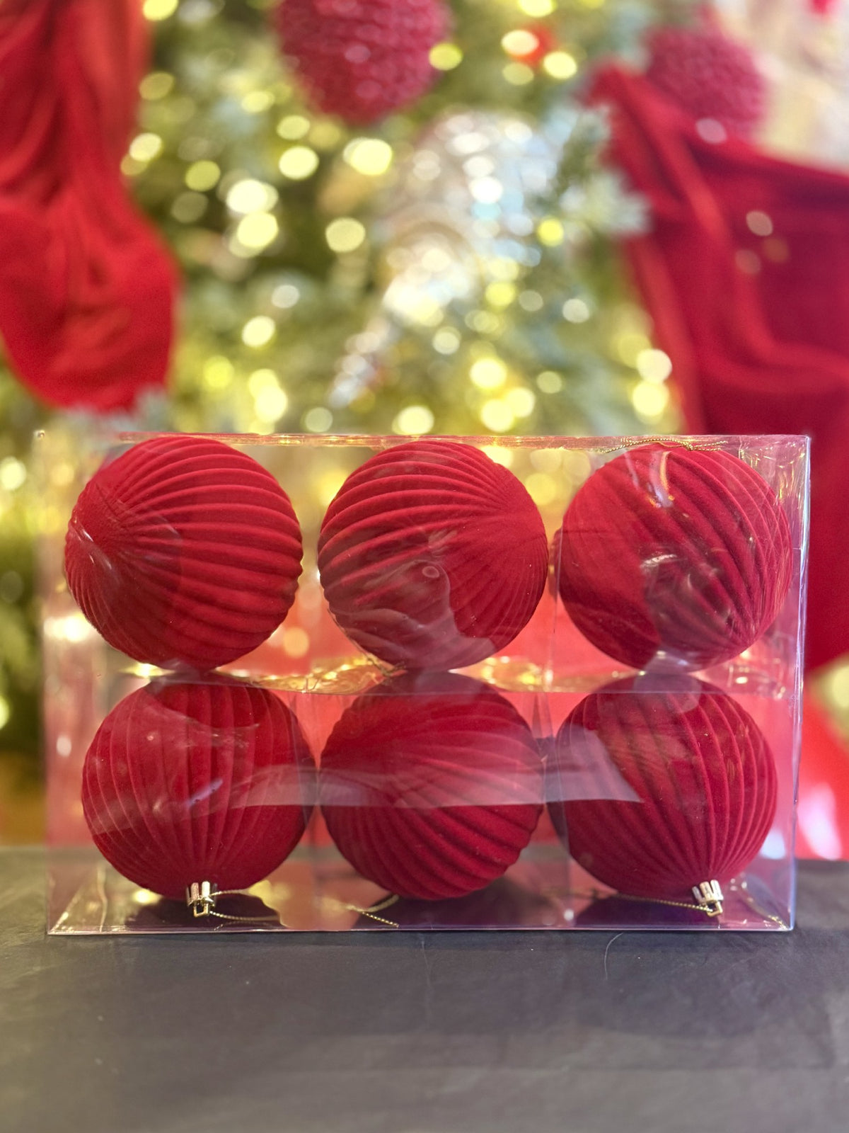 SET OF 6 LINED FLOCKED RED BAUBLE C6WA412