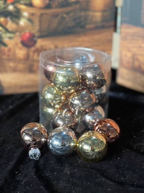 METALLIC AUTUMN GLASS ORNAMENTS MIXED GHAN017