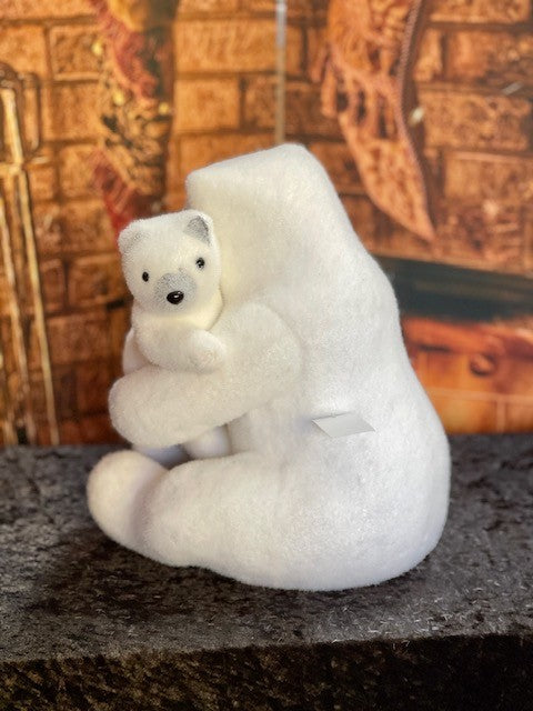 POLAR CUDDLING BEAR & CUB