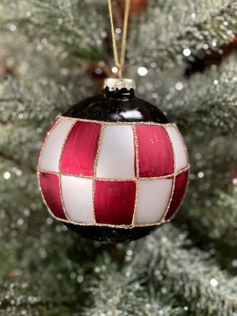 RED/ WHITE/BLACK CHEQUERED ROUND ORNAMENT GQAM419