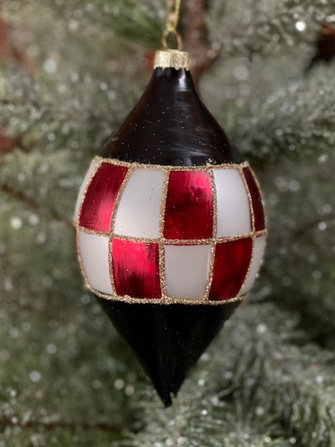 RED/WHITE/BLACK CHEQUERED TEARDROP ORNAMENT GQAM420