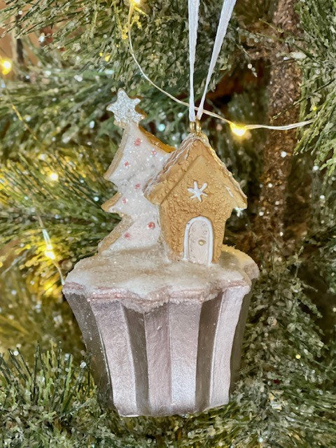 CUPCAKE WITH HOUSE & TREE PINK GINGERBREAD ORNAMENT JHH028
